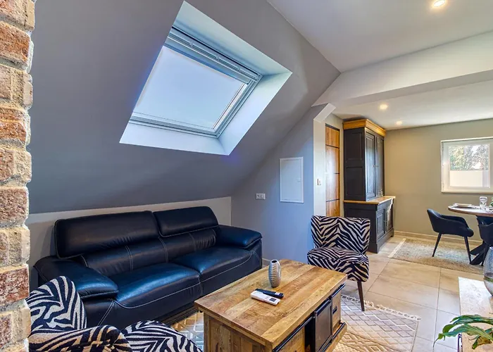 Le Chaleureux - Wifi - Proche Appartement *